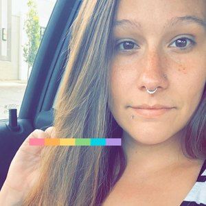 Meet your Posher, Tiffany